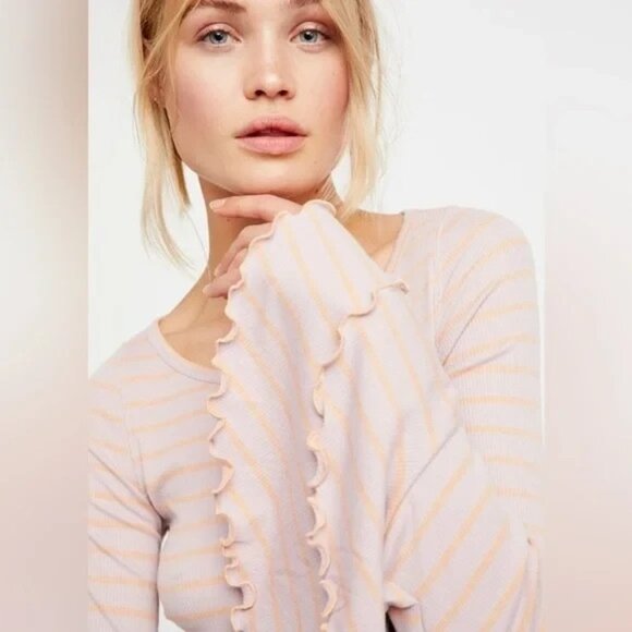 We the Free People Women’s Top Size L Lavender Peach Striped Ruffled Bell Sleeve - Picture 4 of 12